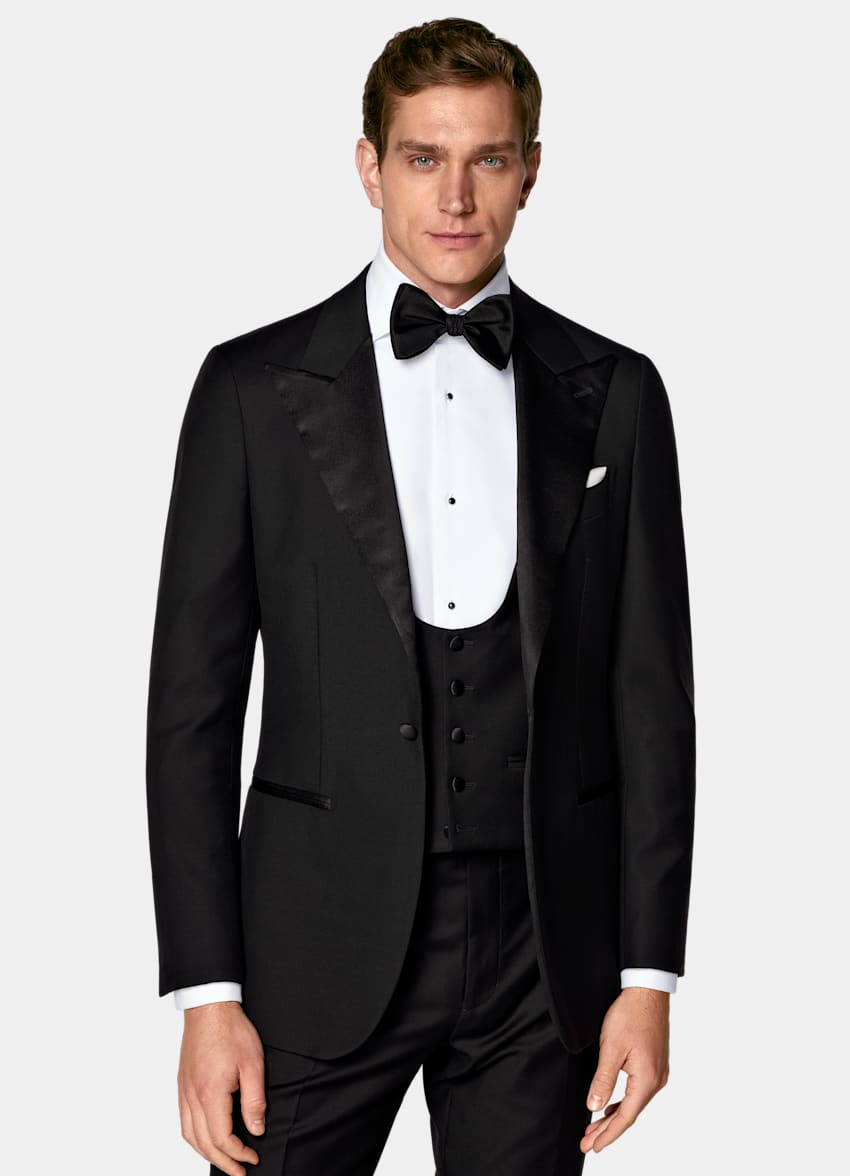 Black Three-Piece Tailored Fit Havana Tuxedo