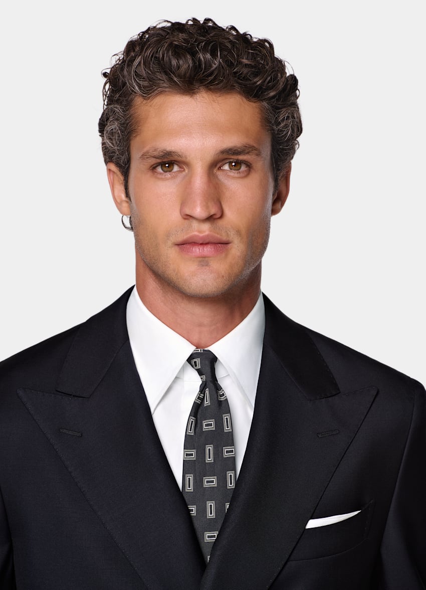 Navy Tailored Fit Havana Suit