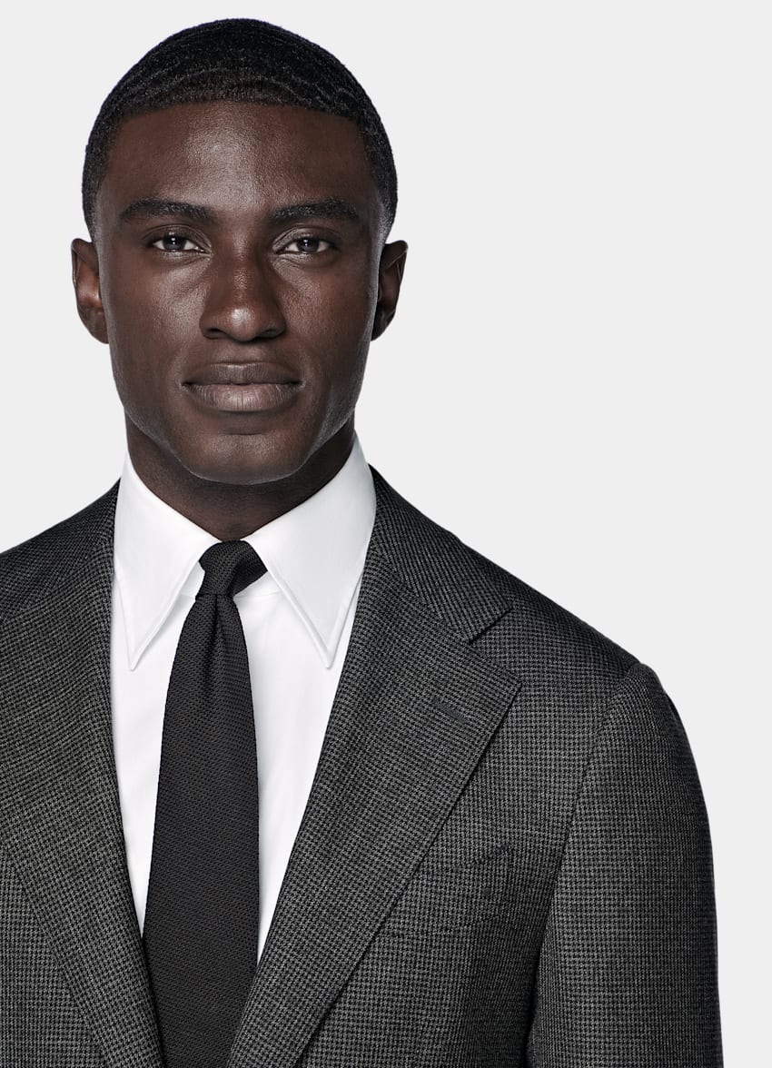 Dark Grey Houndstooth Tailored Fit Havana Suit