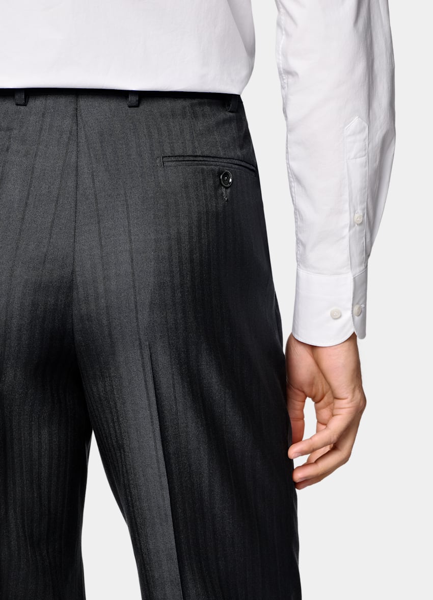 Navy Herringbone Relaxed Fit Brera Suit